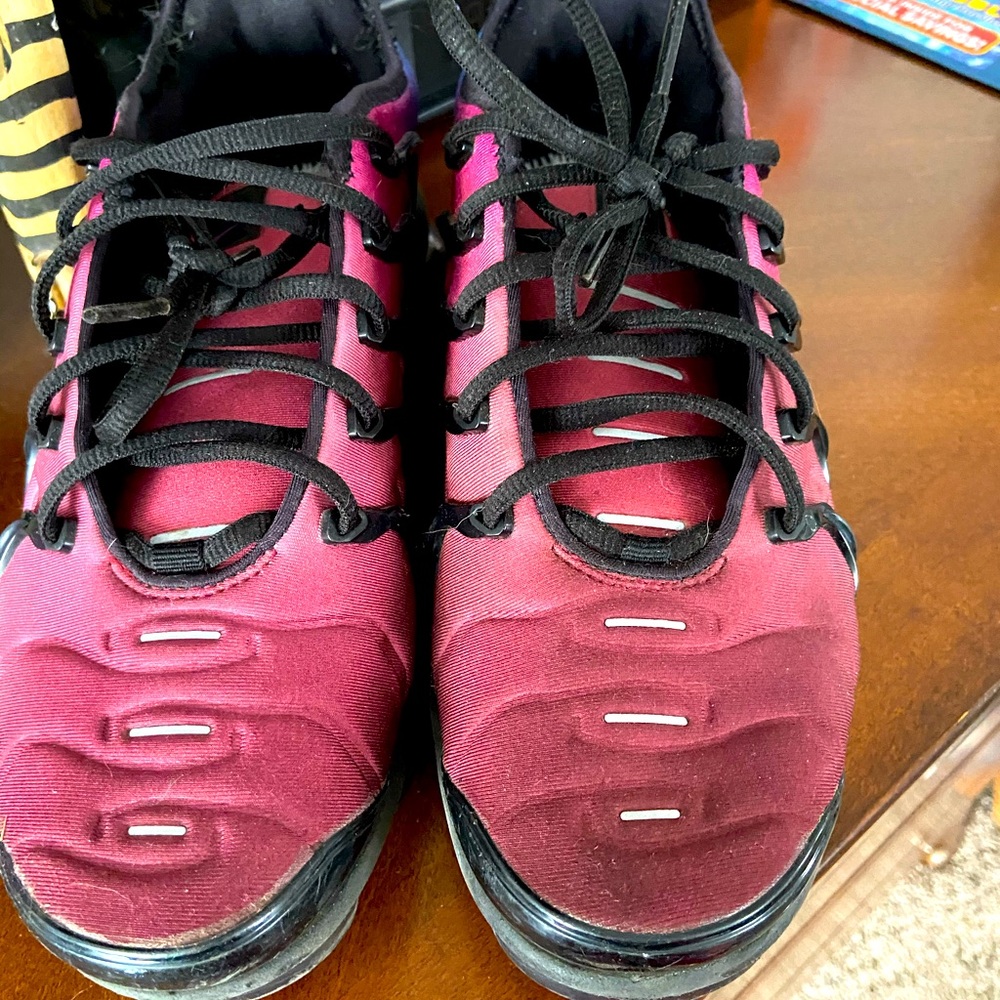 Nike Vapor Max Air plus sneakers. Sz 8